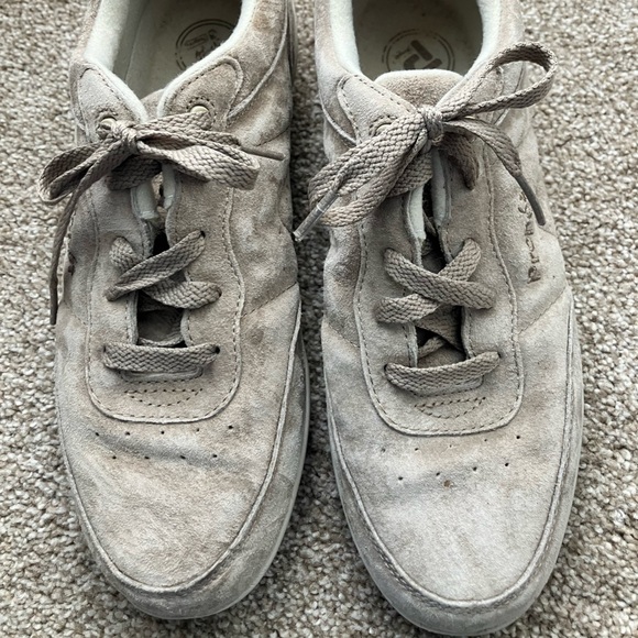 Propet Cream Suede Leather Lace Up Leather Shoes Size 8.5 - Picture 2 of 7